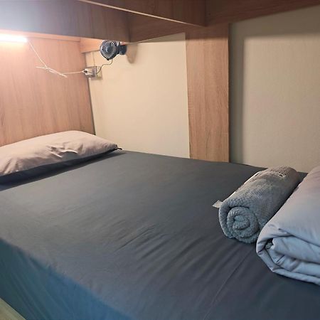 Panda Lodge Home Stay Бангкок Екстер'єр фото